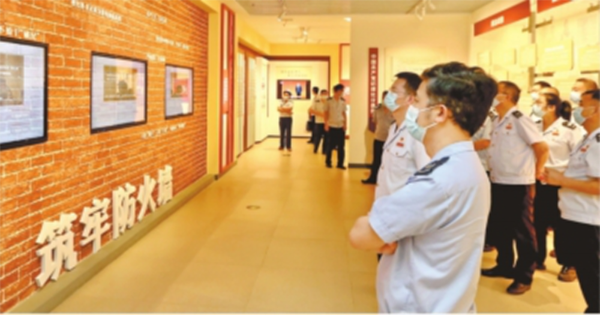 20221104_1____工作動態、市直機關黨旗紅專欄____長江日報、工委宣傳部_____第10期市直機關黨旗紅173