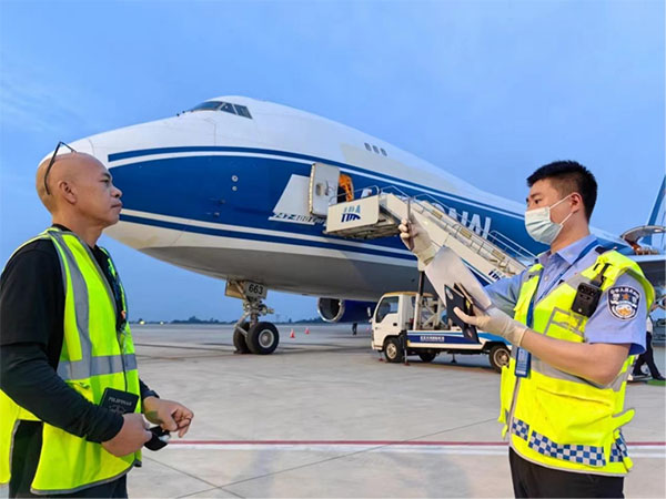 20230728-7-組織建設--武漢邊檢站--武漢邊檢站:黨建引領固口岸邊檢力量促經濟714拷貝 20230728-7-組織建設--武漢邊檢站--武漢邊檢站:黨建引領固口岸邊檢力量促經濟714拷貝