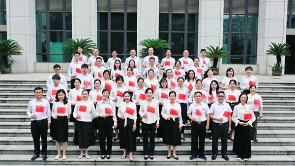 20240112-1---黨建研究--硚口區(qū)委直屬機關工委---硚口區(qū)：強化政治引領凝聚發(fā)展合力以高質量黨建服務中心大局1574拷貝