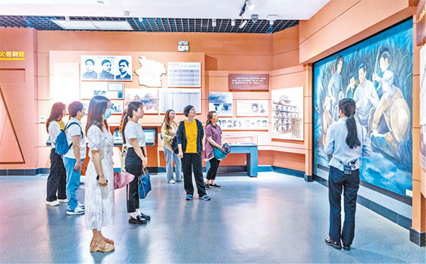 20240116-1--工作動態--長江日報---強化黨員干部思想引領、激勵、支撐市直機關扎實開展“四學四提升”專項思想政治工作2269拷貝