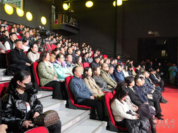 20240204-4-輪換框---荊楚網--當先鋒打頭陣武漢市直機關工委舉辦爭創“新時代英雄城市先鋒隊”年度展示活動223拷貝 20240204-4-輪換框---荊楚網--當先鋒打頭陣武漢市直機關工委舉辦爭創“新時代英雄城市先鋒隊”年度展示活動223拷貝