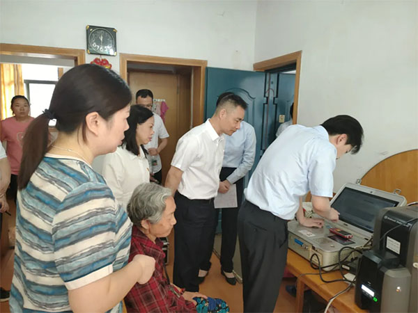 444 拷貝 444 拷貝