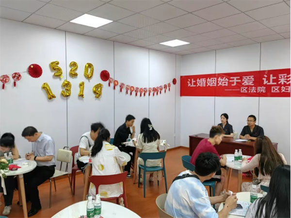 20240604---5--基層動態---市法院--武漢法院深入開展“民法典宣傳月”活動612 拷貝 20240604---5--基層動態---市法院--武漢法院深入開展“民法典宣傳月”活動612 拷貝