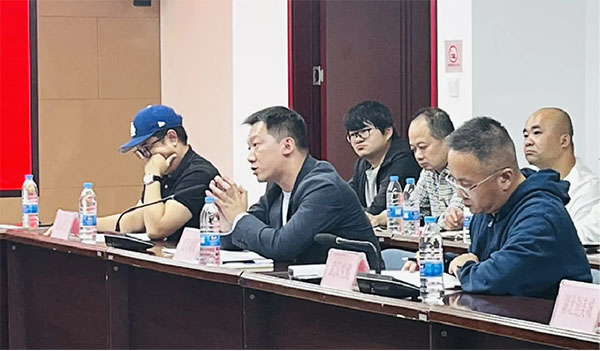 20241111---6---工作動態---工委組織部---市委市直機關工委聯合市城管執法委開展“先鋒行·破難題”“進企業”——服務資源回收產業創新專場活動350 拷貝